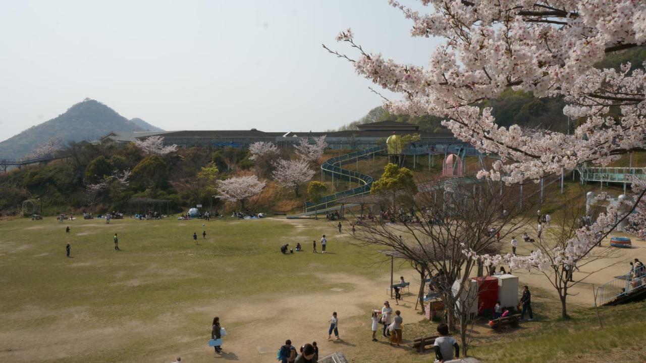 Michi No Eki Fureai Park Mino Hotel Mitoyo ภายนอก รูปภาพ